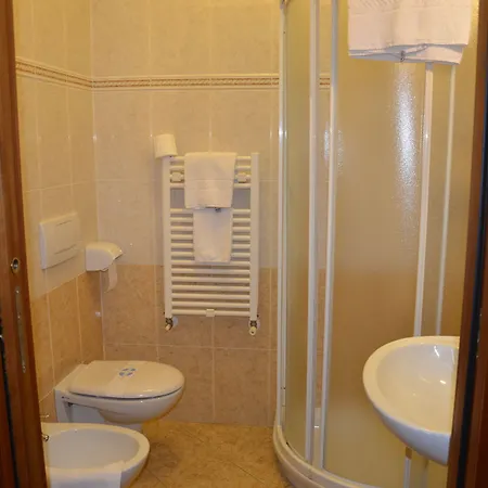 Hotell Alexander Fiorano Modenese